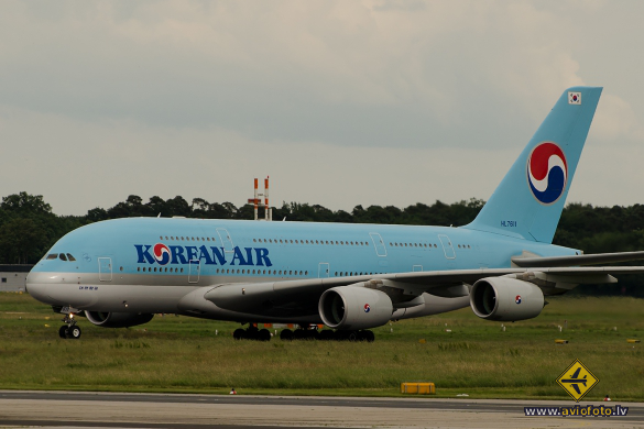 Airbus A380-861