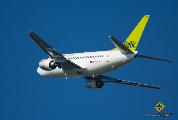 Boeing 737-522