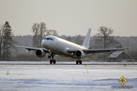 Airbus A320-211