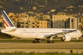 Boeing 777-328/ER