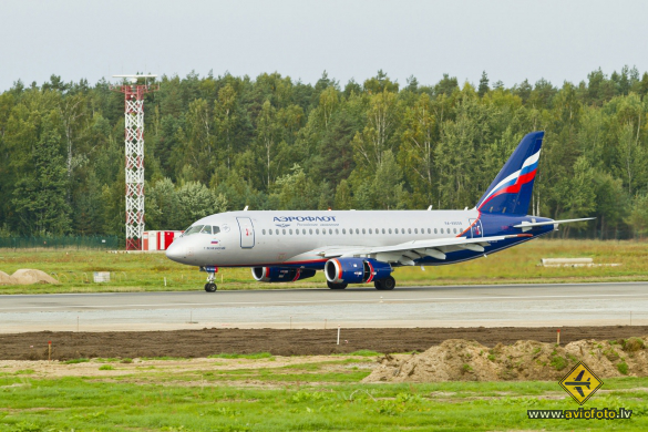 Sukhoi SSJ-100-95B Superjet 100 (RRJ-95B)
