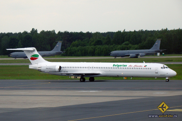 McDonnell Douglas MD-82 (DC-9-82)
