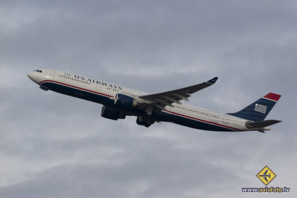 Airbus A330-323X