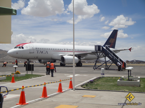 Airbus A320-233