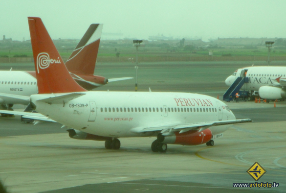 Boeing 737-204/Adv