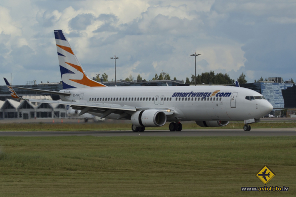 Boeing 737-8K5