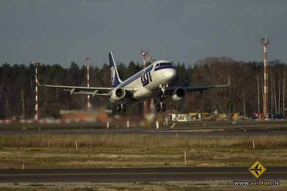 Embraer 175LR (ERJ-170-200LR)