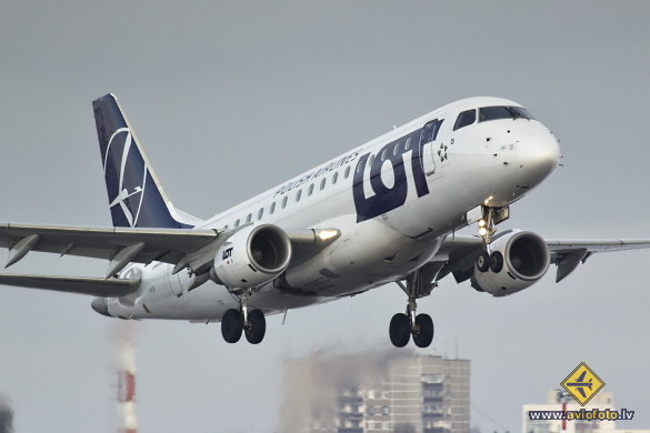 Embraer 170STD (ERJ-170-100STD)