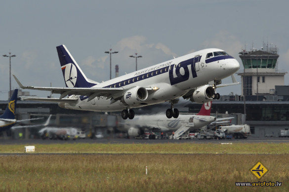 Embraer 175LR (ERJ-170-200LR)