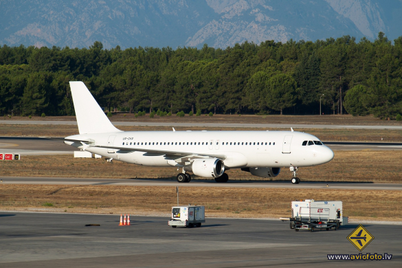 Airbus A320-212