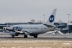 Boeing 737-524