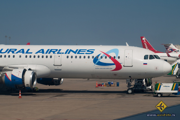 Airbus A321-211