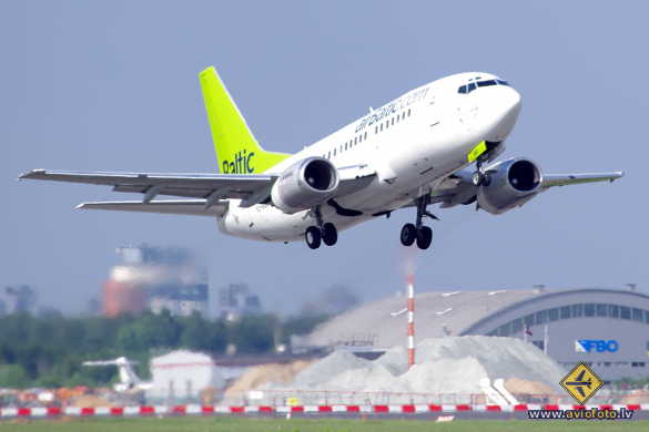 Boeing 737-53S