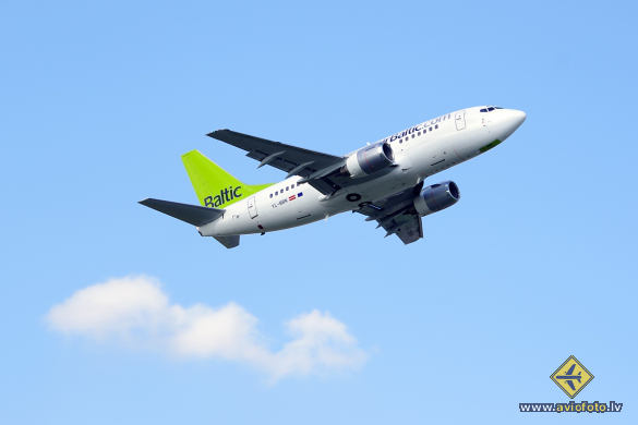 Boeing 737-522