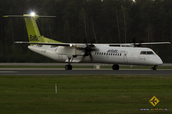 Bombardier DHC-8-402 Q400