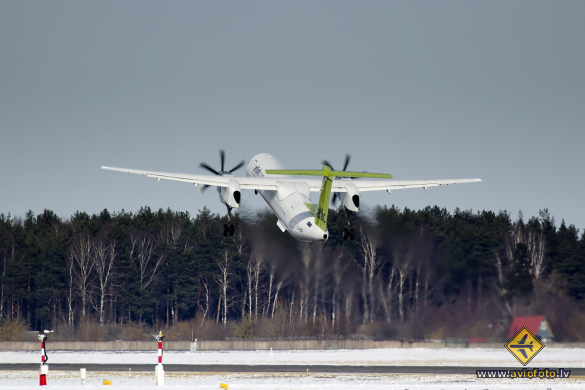 Bombardier DHC-8-402 Q400