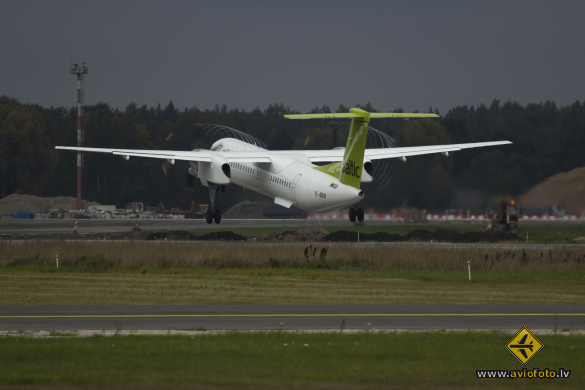 Bombardier DHC-8-402 Q400