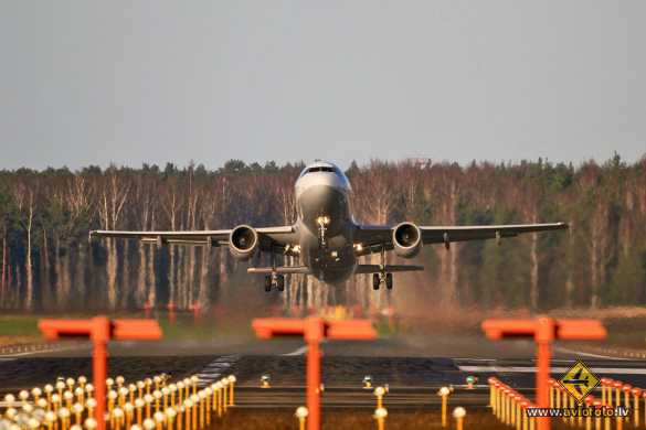 Airbus A319-114