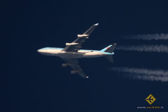 Boeing 747-4B5
