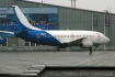 Boeing 737-548