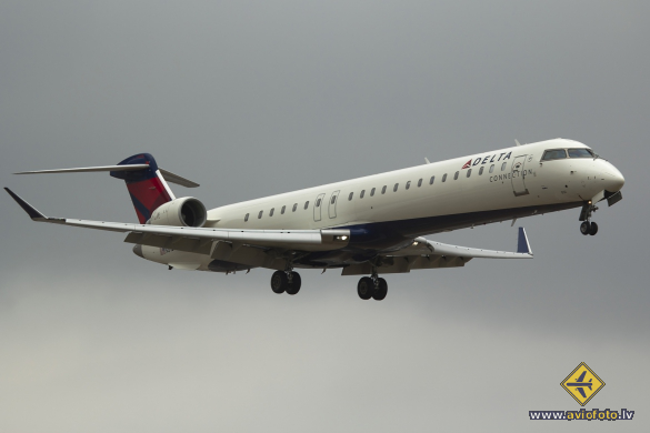 Bombardier CRJ-900LR (CL-600-2D24)