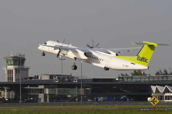 Bombardier DHC-8-402 Q400