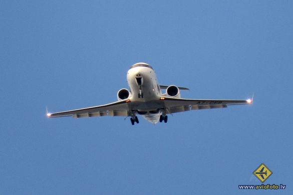 Bombardier Challenger 605 (CL-600-2B16)