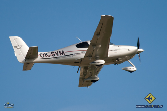 Cirrus SR-22 GTS