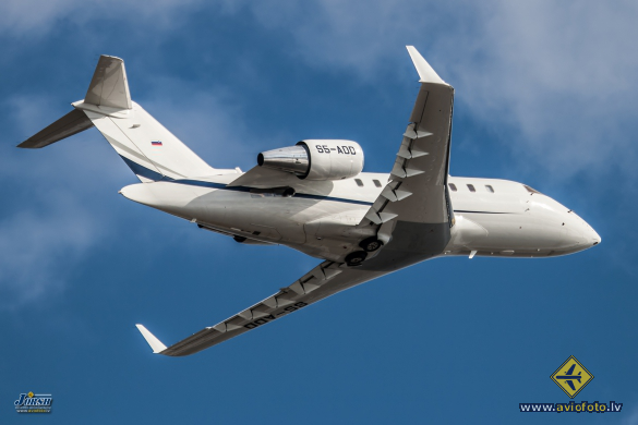 Bombardier Challenger 605 (CL-600-2B16)