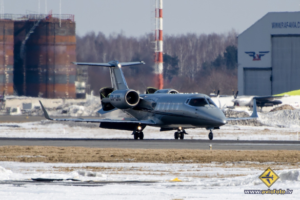 Learjet 60