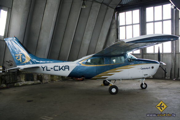 Cessna T210L Turbo Centurion II