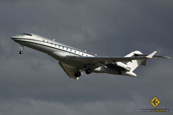 Bombardier Global Express (BD-700-1A10)