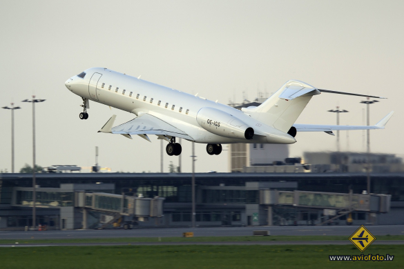 Bombardier Global Express (BD-700-1A10)