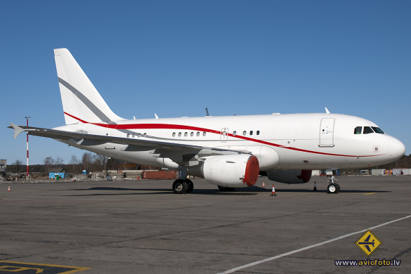 Airbus ACJ318 (A318-112/CJ)