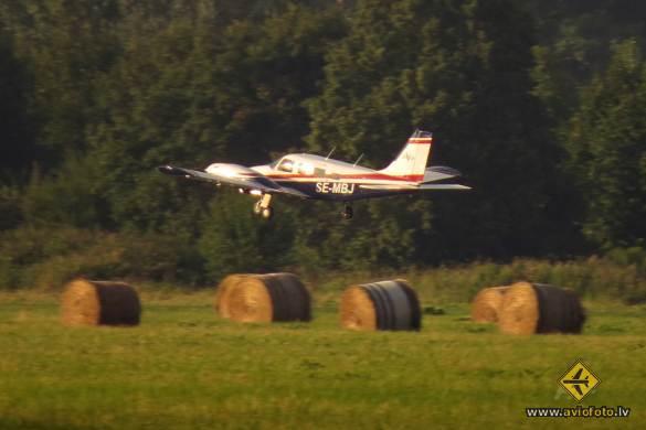Piper PA-34-220T Seneca V