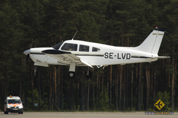 Piper PA-28R-200 Cherokee Arrow