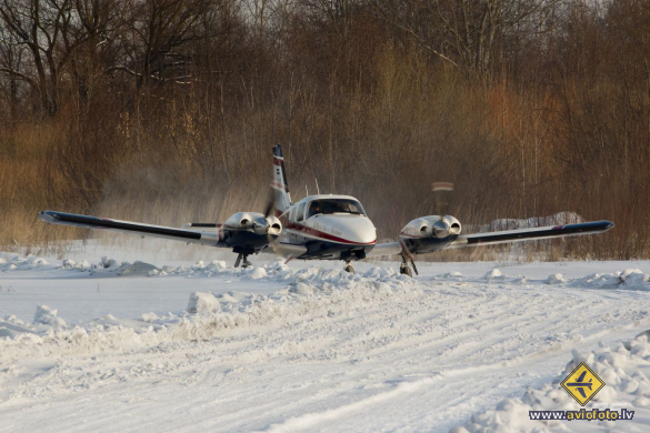 Piper PA-34-220T Seneca