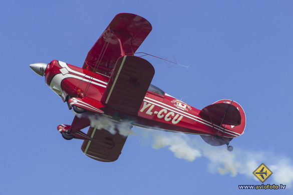 Pitts S-2B Special
