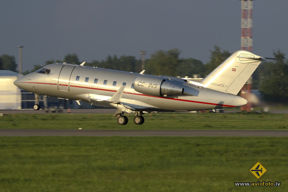 Bombardier Challenger 605 (CL-600-2B16)