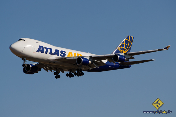 Boeing 747-47UF/SCD