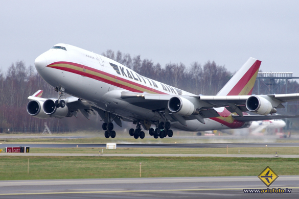 Boeing 747-446(BCF)