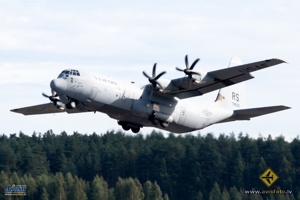 Lockheed Martin C-130J-30 Hercules (L-382)