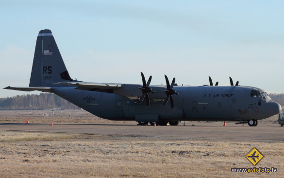 Lockheed Martin C-130J-30 Hercules (L-382)