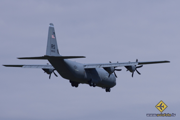 Lockheed Martin C-130J-30 Hercules (L-382)