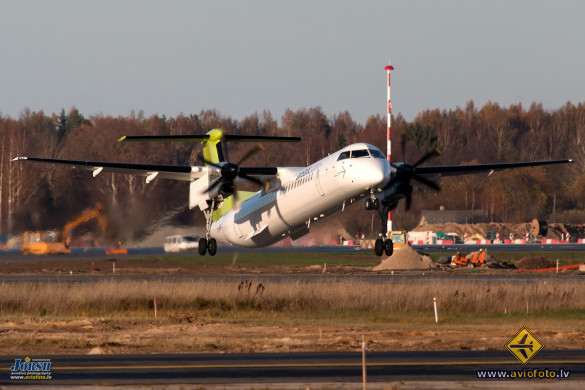 Bombardier DHC-8-402 Q400