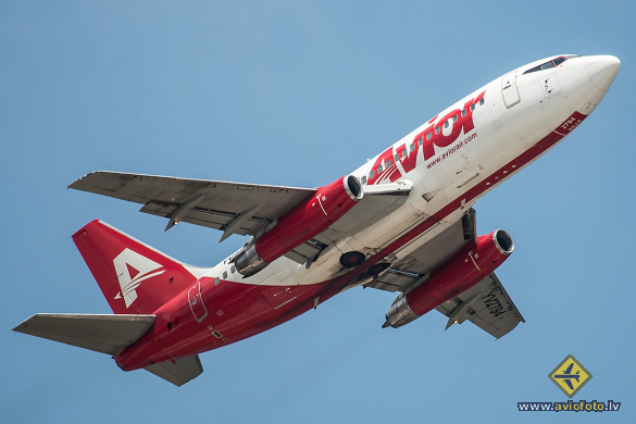 Boeing 737-232/Adv