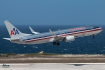 Boeing 737-823