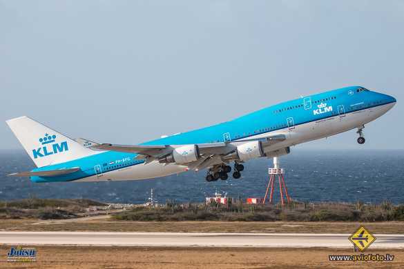 Boeing 747-406
