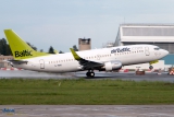 Boeing 737-33V