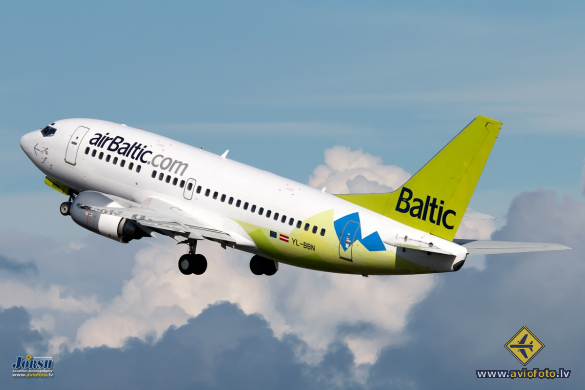 Boeing 737-522